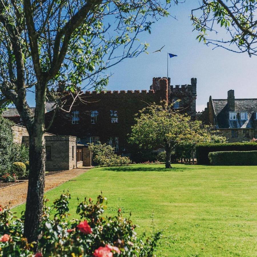 Sneaton Castle Hotel Whitby Exterior photo